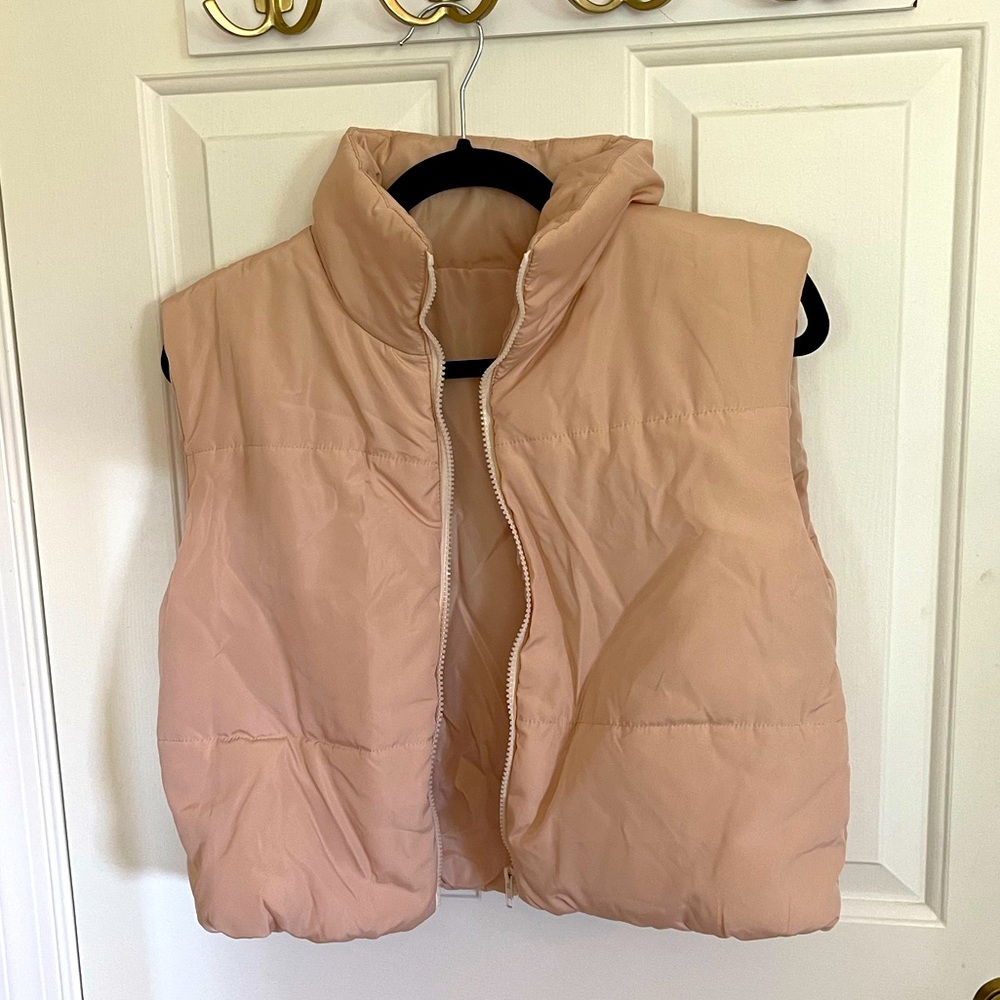 Cropped Tan Puffer Vest